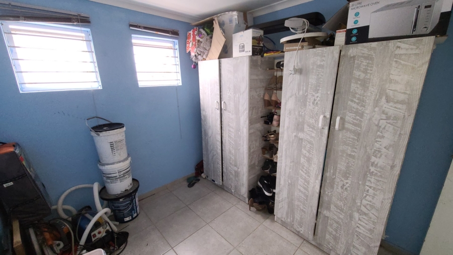 3 Bedroom Property for Sale in Bishop Lavis Western Cape